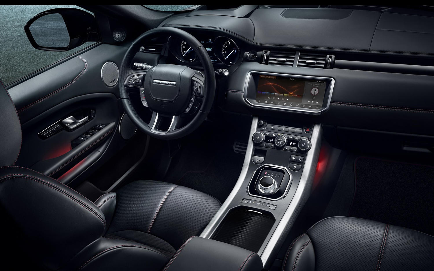 Comparison Land Rover Range Rover Evoque 2017 vs Jaguar EPace R